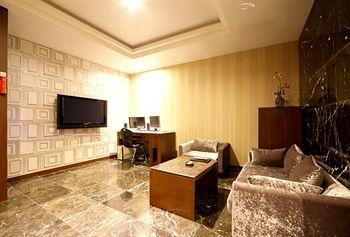 Gallerya Hotel 2*