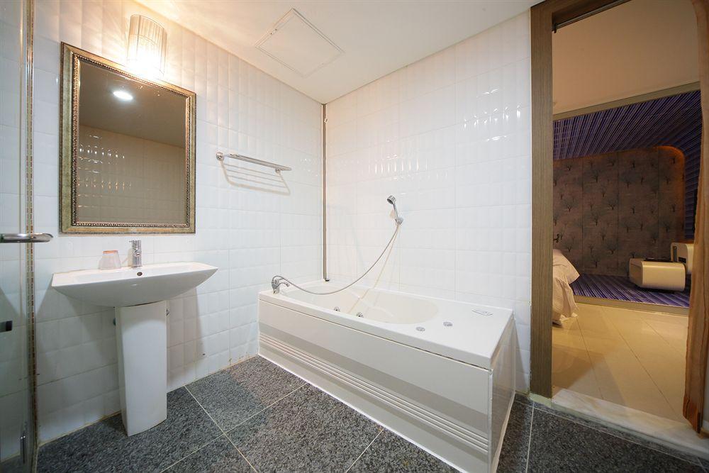 Hotel Gallerya Seoul