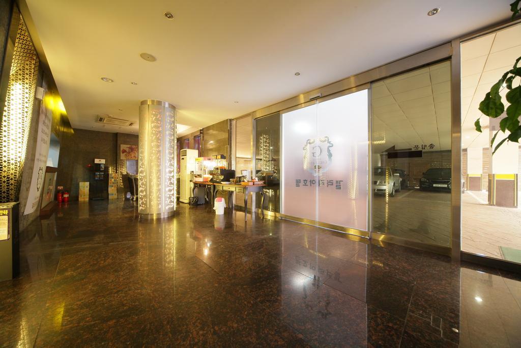 Hotel Gallerya